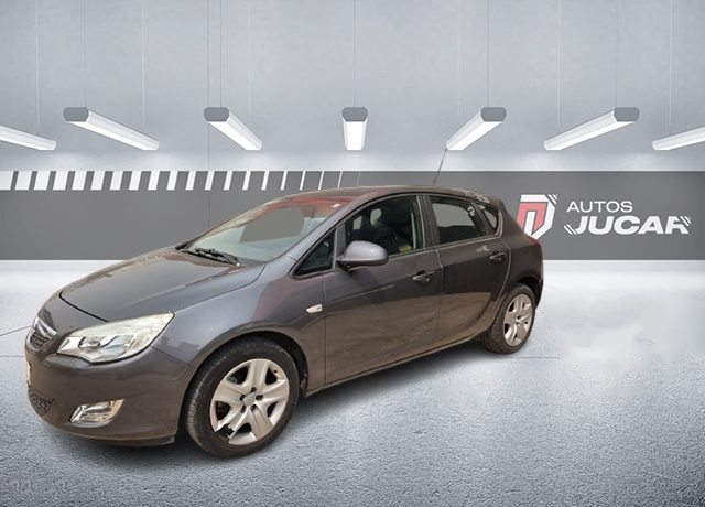 Opel Astra 1.6 CDTi 110 cv