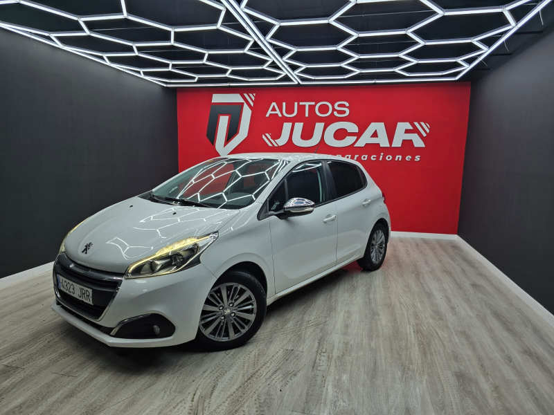 Peugeot 208 1.6 HDI 100 cv