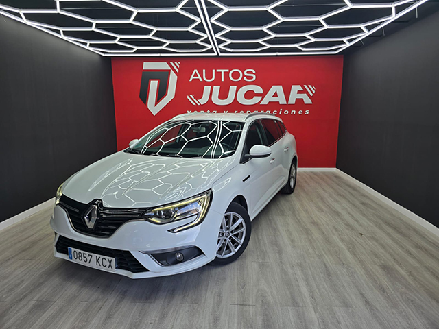 Renault MEGANE SPORT TOURER 1.5 dCi 110 cv