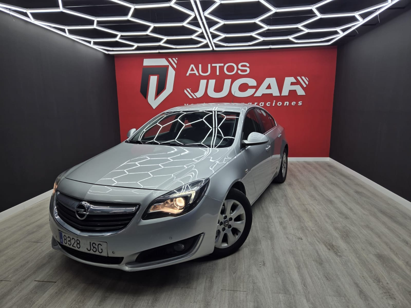 Opel INSIGNIA 1.6 CDTI 136 cv