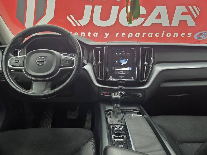 Volvo XC60 D4 2.0 190 cv